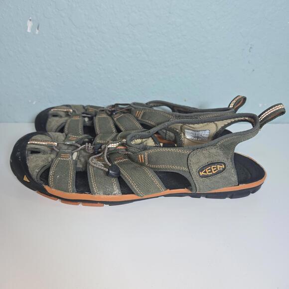 KEEN Clearwater CNX Lightweight Waterproof Bugee Lacing Sandals Men\'s 12